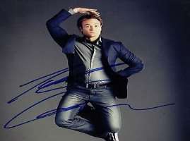 Josh Lawson Signature