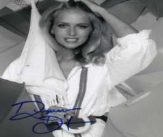 Donna Dixon Signature