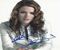 Kathleen Robertson Signature