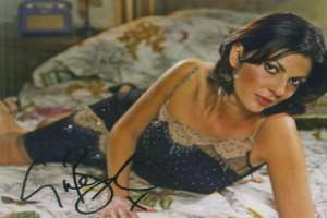 Gina Bellman Signature