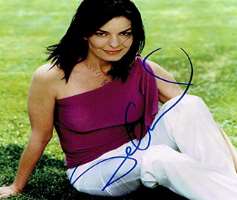 Sela Ward Signature