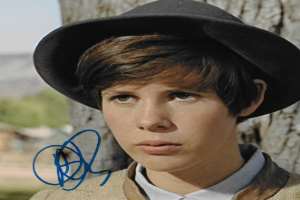 Kim Darby Signature