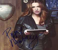 Poppy Montgomery Signature
