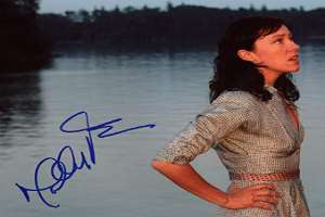 Molly Parker Signature
