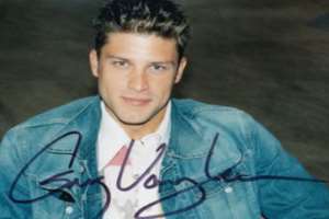 Greg Vaughan Signature