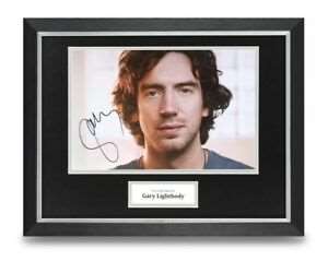 Gary Lightbody Signature