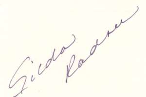 Gilda Radner Signature