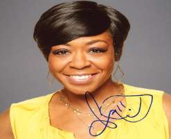 Tichina Arnold Signature