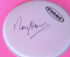 Ray Davies Signature