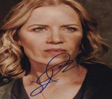 Kim Dickens Signature