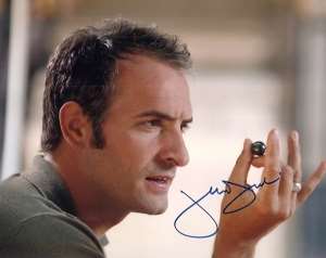 Jean Dujardin Signature