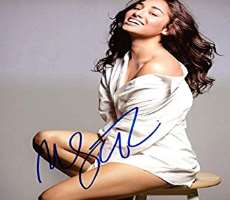 Meaghan Rath Signature