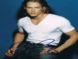 Jason Lewis Signature