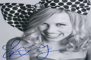 Gracie Dzienny Signature