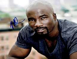 Mike Colter Signature