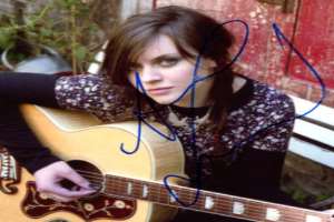 Amy Macdonald Signature