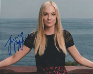Joanne Froggatt Signature