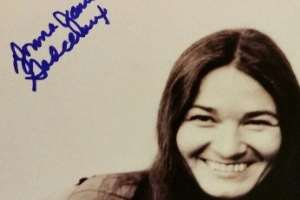 Donna Jean Godchaux Signature