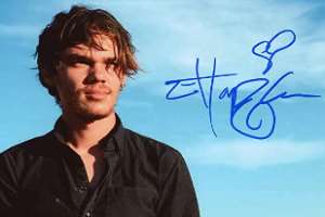 Ellar Coltrane Signature