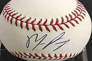 Maikel Franco Signature