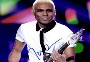 Tony Kanal Signature