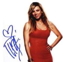 Iliza Shlesinger Signature