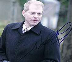 Noah Emmerich Signature