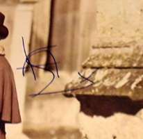 Isabelle Allen Signature