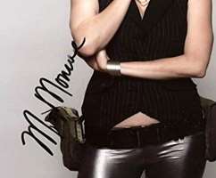 Mircea Monroe Signature