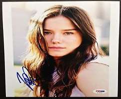 Hanna Mangan lawrence Signature