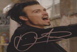 Paul Amos Signature