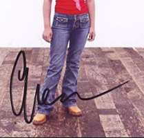 Caitlin Wachs Signature