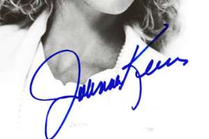 Joanna Kerns Signature