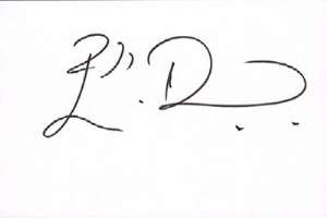 Eddie Redmayne Signature