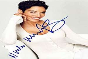 Nicole Murphy Signature