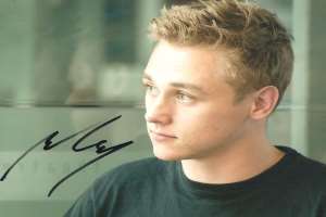 Ben Hardy (Actor) Signature