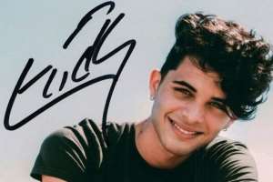 Erick Brian Colon Signature