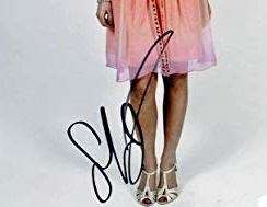 Stefanie Scott Signature
