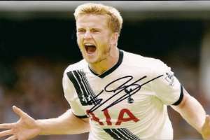 Eric Dier Signature