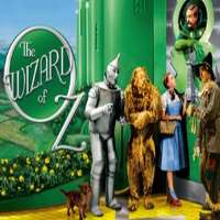 Julia Louis Dreyfus Favourite Movie The Wizard of Oz (1939), A Room with a View (1985), Life Is Beautiful (1997), Monty Python, the Holy Grail (1975)
