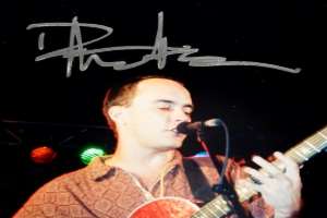 Dave Matthews Signature