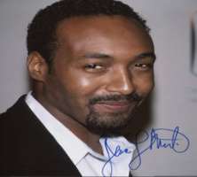 Jesse L. Martin Signature
