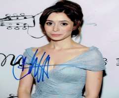 Cristin Milioti Signature