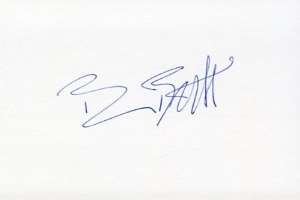 Benjamin Bratt Signature