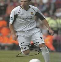 Matthew Etherington Signature