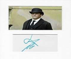 Nigel Harman Signature
