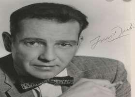 Tom Drake Signature