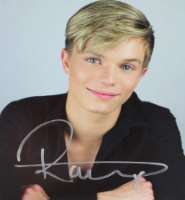 Ronan Parke Signature