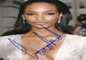 Jourdan Dunn Signature