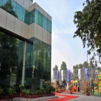 Manish Paul Apeejay School, Sheikh Sarai New Delhi